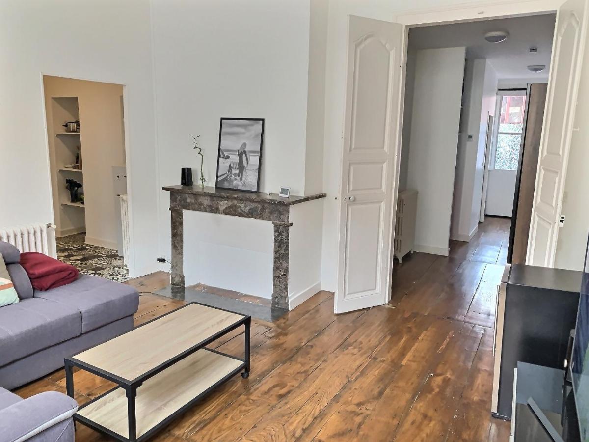 Wonderhost, Superbes Volumes Et Charme De L'Ancien Apartment Pau Exterior photo